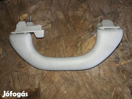 Volkswagen Golf V Kapaszkodó