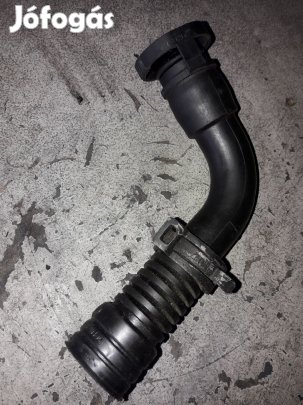 Volkswagen Golf V Kartergáz Cső