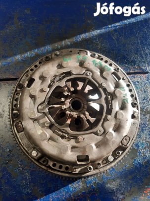 Volkswagen Golf V Kuplung Szett + Kettőstömegű Lendkerék
