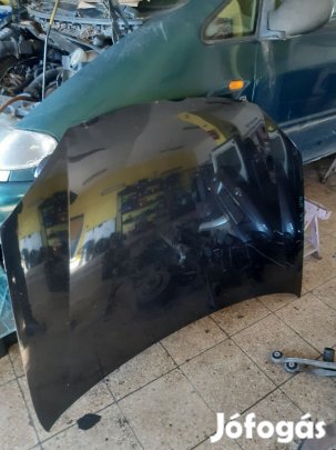 Volkswagen Golf V Motorháztető