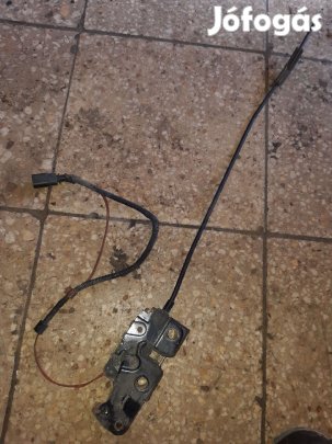 Volkswagen Golf V Motorháztető Zárszerkezet