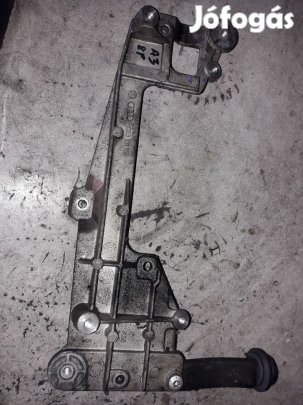 Volkswagen Golf V Motortartó Bak