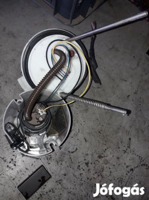 Volkswagen Golf V Üzemanyag Szintjelző