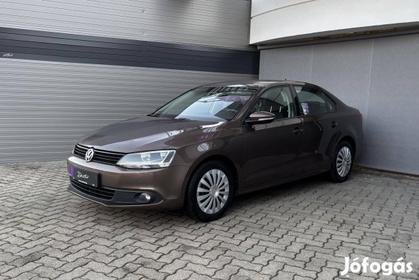 Volkswagen Jetta 1.6 CR TDI Comfortline Garanci...