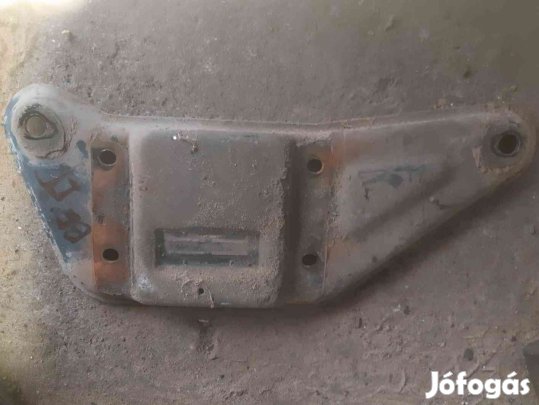 Volkswagen LT Bal Első Laprugó Tartó