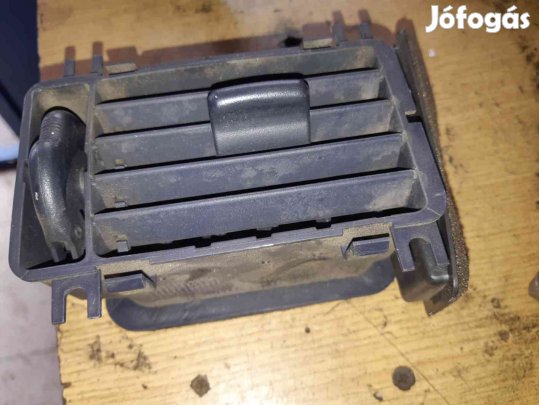 Volkswagen LT Bal Első Szellőző