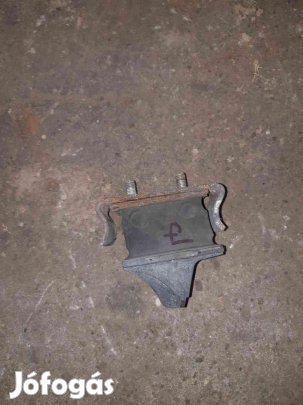 Volkswagen LT Jobb Motortartó Bak