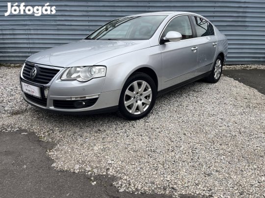 Volkswagen Passat 2.0 CR TDI Comfortline Vezete...