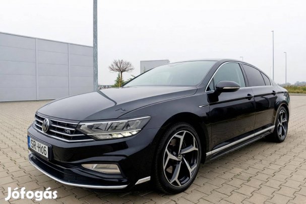 Volkswagen Passat 2.0 TDI SCR Elegance DSG 1. T...