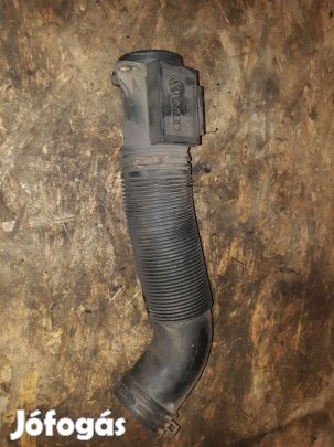 Volkswagen Passat B4 Turbócső / Intercooler Cső