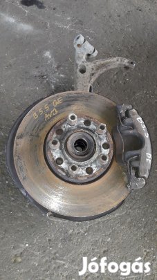 Volkswagen Passat B5 01-05 Bal Első Csonkállvány Kerékaggyal +