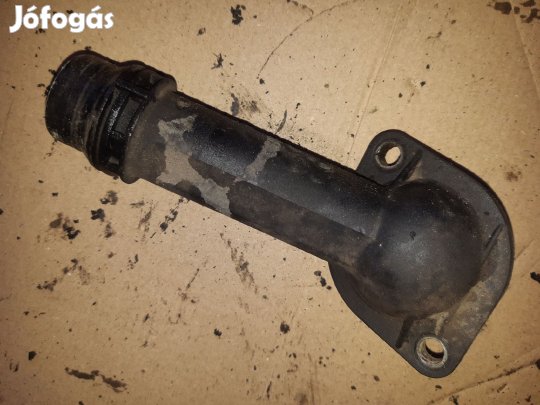 Volkswagen Passat B5 01-05 Termosztátház Fedél