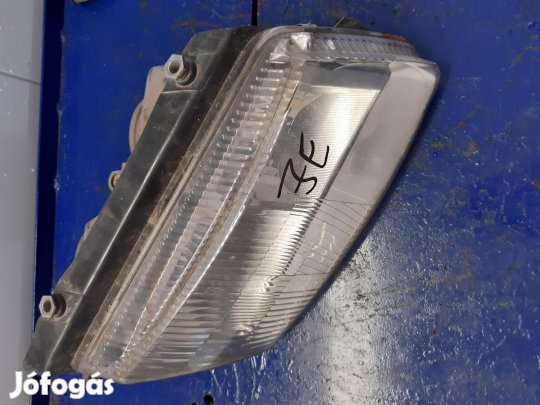 Volkswagen Passat B5 96-00 Jobb Első Lámpa / Fényszóró