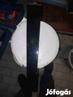 Volkswagen Passat B5 96-05 Bal Hátsó Ajtó Díszléc