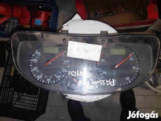 Volkswagen Passat B5 96-05 Óraegység / Kilométeróra