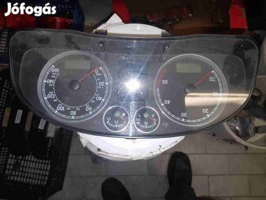 Volkswagen Passat B5 96-05 Óraegység / Kilométeróra