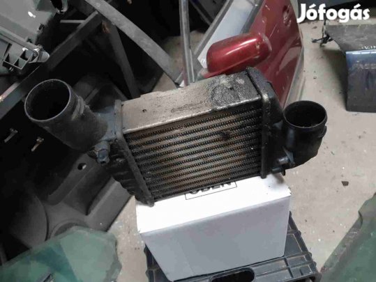 Volkswagen Passat B5 96-05 Töltőlevegő Hűtő / Intercooler