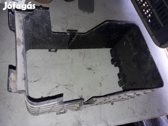 Volkswagen Passat B6 Akkumulátor Takaró Burkolat
