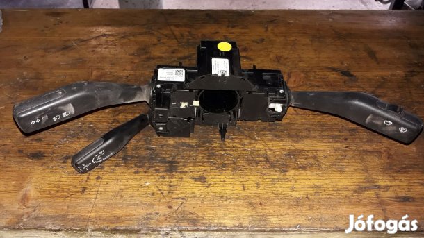 Volkswagen Passat B6 Bajuszkapcsoló