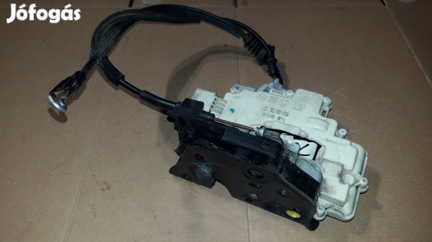 Volkswagen Passat B6 Bal Első Ajtó Zárszerkezet + Központizár Motor