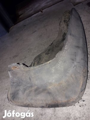 Volkswagen Passat B6 Bal Hátsó Sárfogó Gumi