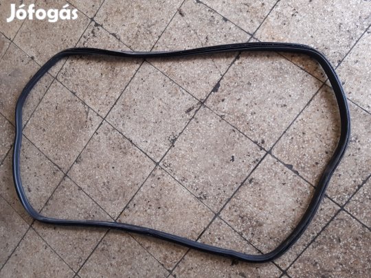 Volkswagen Passat B6 Csomagtérajtó Gumikéder