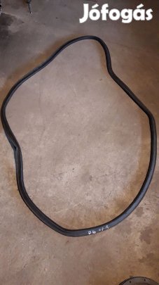 Volkswagen Passat B6 Csomagtérajtó Gumikéder