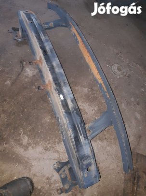 Volkswagen Passat B6 Első Lökhárító Merevítő