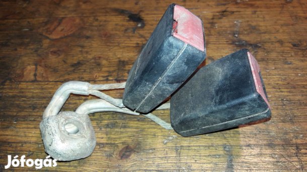 Volkswagen Passat B6 Hátsó Biztonsági Öv Csatlakozó