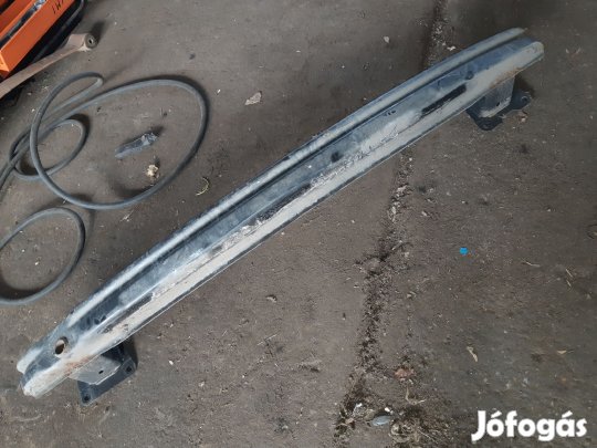 Volkswagen Passat B6 Hátsó Lökhárító Merevítő