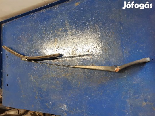 Volkswagen Passat B6 Jobb Első Ablaktörlő Kar