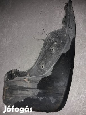 Volkswagen Passat B6 Jobb Első Sárfogó Gumi