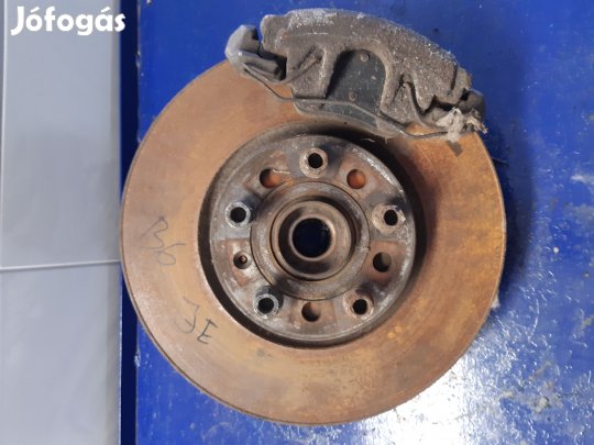 Volkswagen Passat B6 Jobb Hátsó Csonkállvány Kerékaggyal + Féknyereg