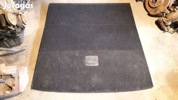 Volkswagen Passat B6 Kalaptartó