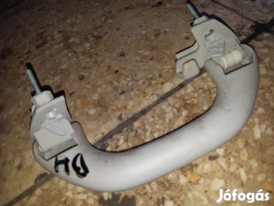 Volkswagen Passat B6 Kapaszkodó