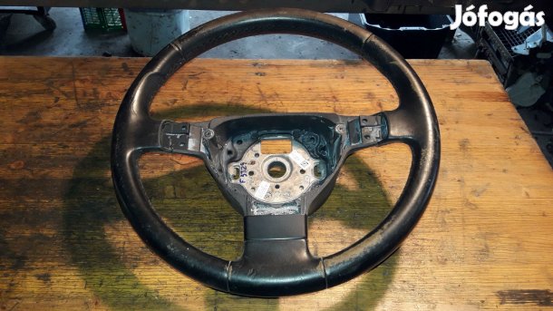Volkswagen Passat B6 Kormánykerék