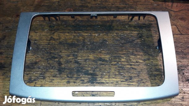 Volkswagen Passat B6 Középkonzol Keret