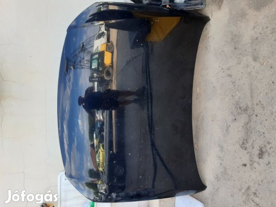 Volkswagen Passat B6 Motorháztető