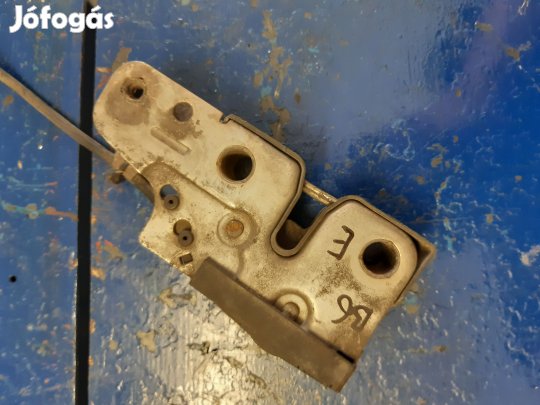 Volkswagen Passat B6 Motorháztető Zárszerkezet