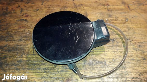 Volkswagen Passat B6 Tankajtó