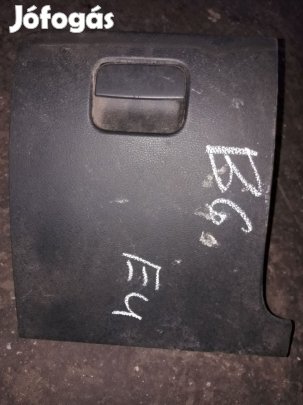 Volkswagen Passat B6 Tároló Rekesz