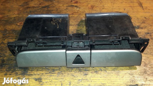 Volkswagen Passat B6 Tároló Rekesz