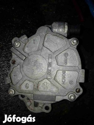 Volkswagen Passat B6 Vákumpumpa