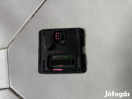 Volkswagen Passat B6, Touareg xenon modul 89390030