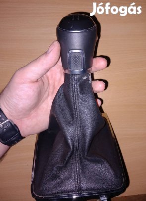 Volkswagen Passat B6 váltószoknya