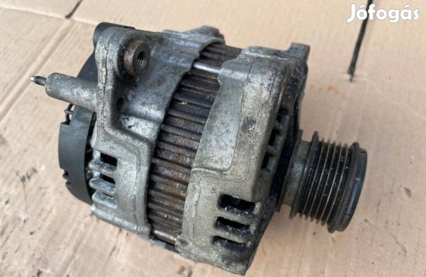 Volkswagen Passat B8 2.0 CR TDi Generátor 03G903023 Bosch