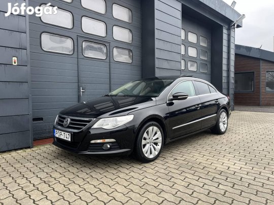Volkswagen Passat CC 2.0 CR TDI DSG Szervizköny...