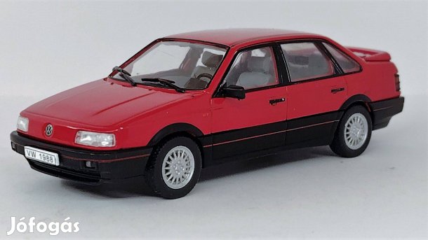 Volkswagen Passat GT modellautó 1:43 új bontatlan eladó
