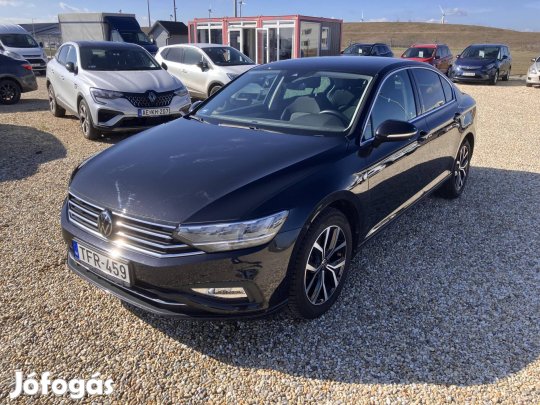Volkswagen Passat VIII 1.5 TSI ACT Business DSG...