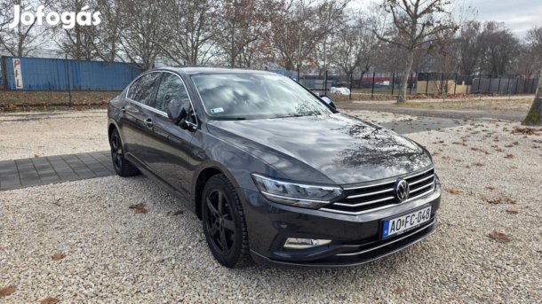 Volkswagen Passat VIII 2.0 TDI SCR Business